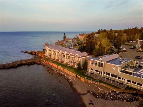 Bluefin bay on lake superior - Bluefin Bay on Lake Superior is unmatched in its intimate proximity to the largest freshwater lake in the world – Lake Superior. The stunning views, warm and friendly hospitality, award-winning restaurants, and a full-service resort with complimentary outdoor equipment and activities are the hallmarks of Bluefin Bay on Lake Superior. 